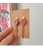 Boucles d'oreilles longues et légères en argile polymère nude, paillettes et acier